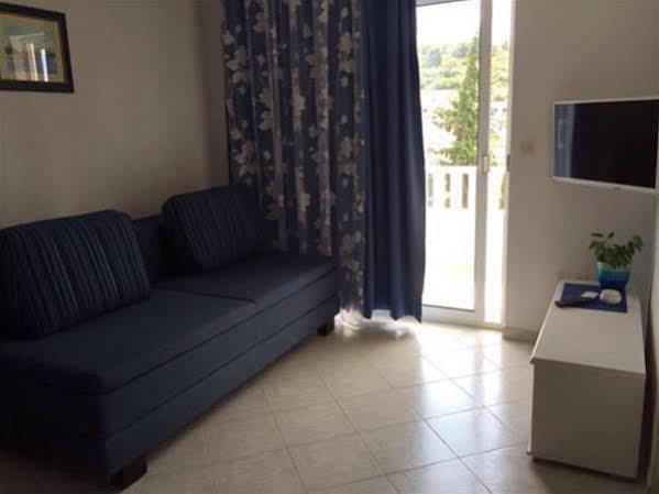 Apartments Nikolina Hvar Town Zewnętrze zdjęcie